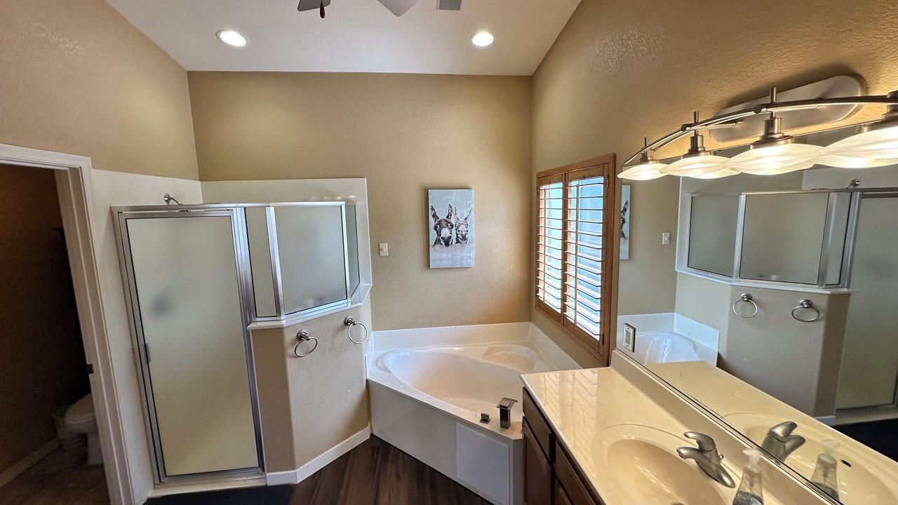 Photo of Bathroom in Bullhead City