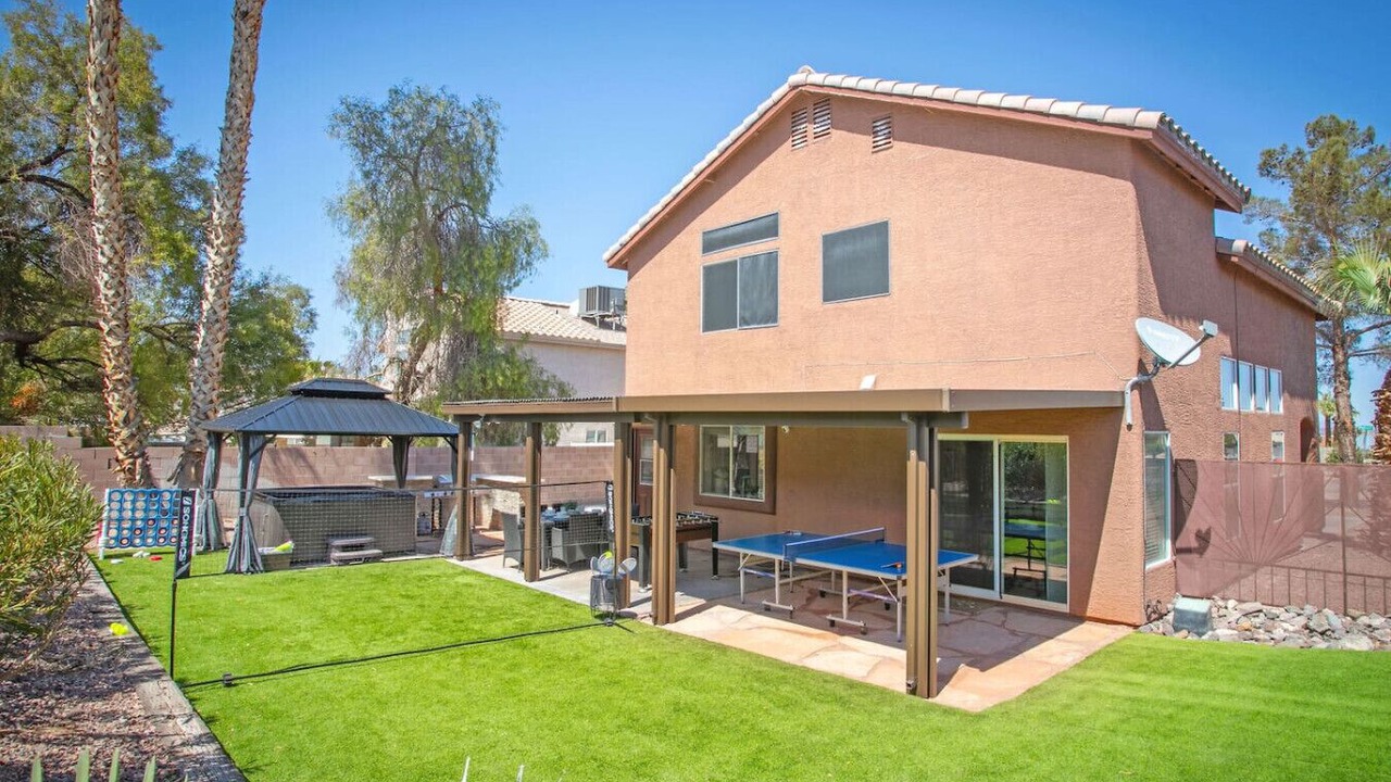 Photo of Outdoor in Highland Hills