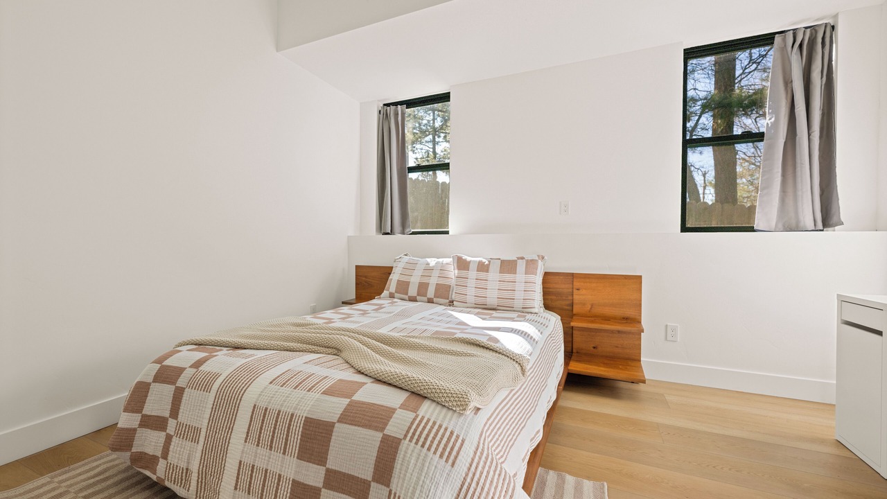 Photo of Bedroom in Big Bear Lake