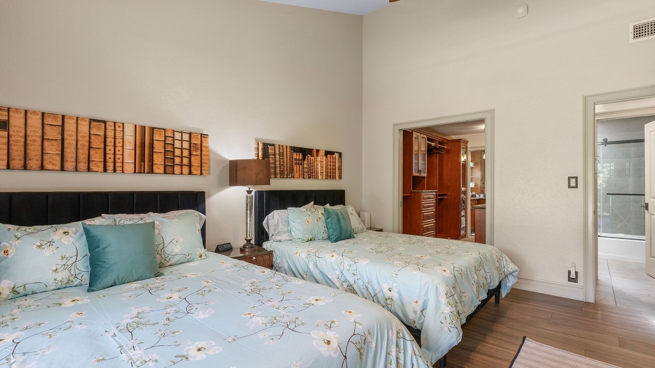 Photo of Bedroom in North Tustin