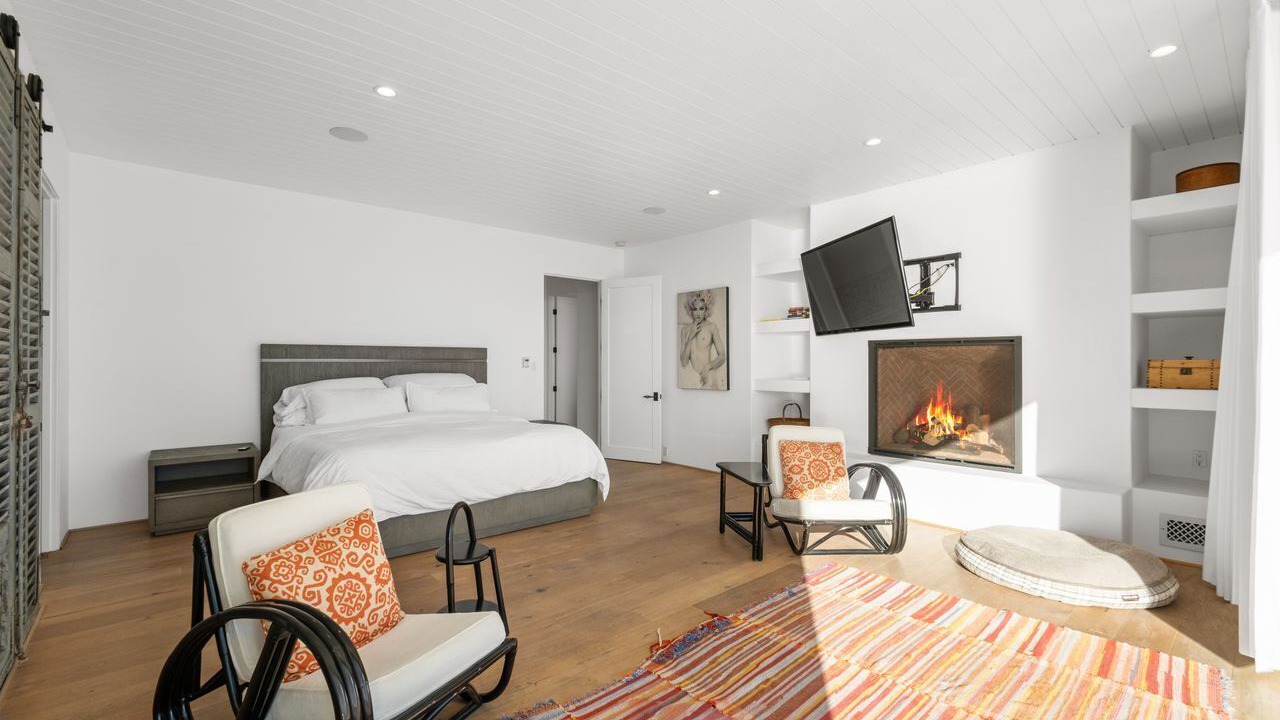 Photo of Bedroom in Central Malibu