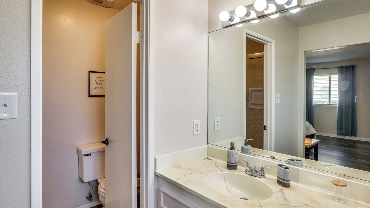 Photo of Bathroom in Summerlin