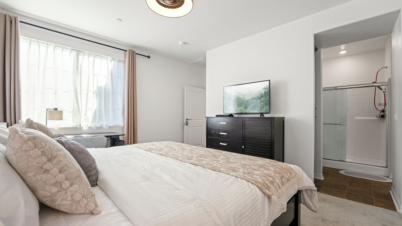 Photo of Bedroom in Chino