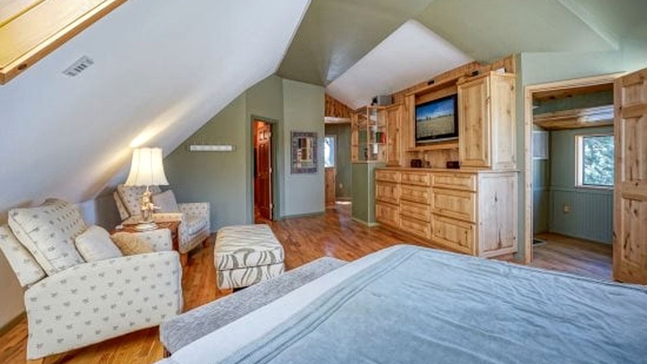 Photo of Bedroom in Parks