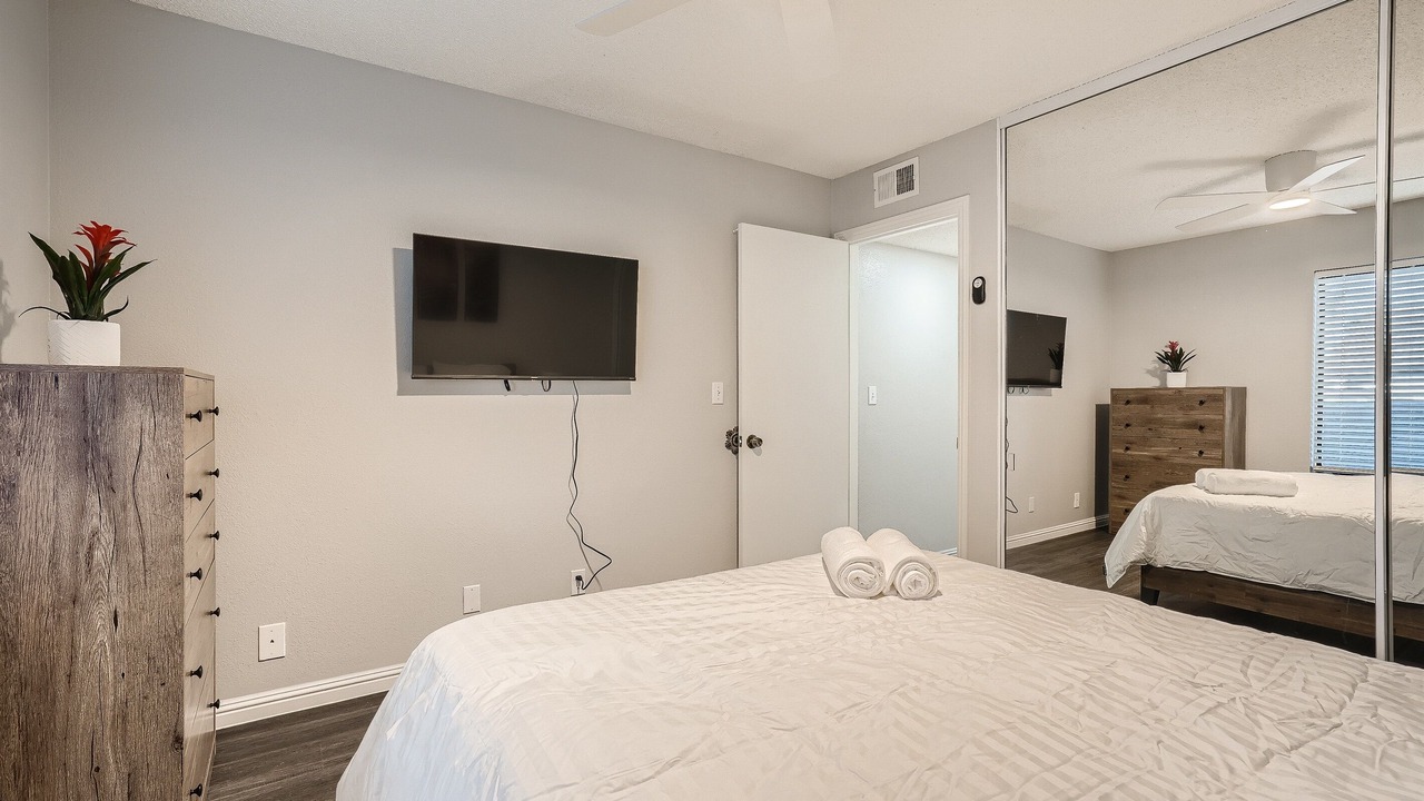 Photo of Bedroom in Spring Valley