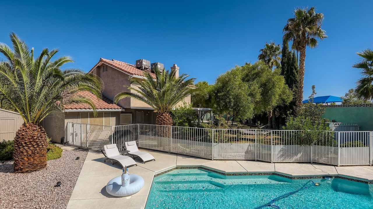 Photo of Outdoor in Canyon Gate