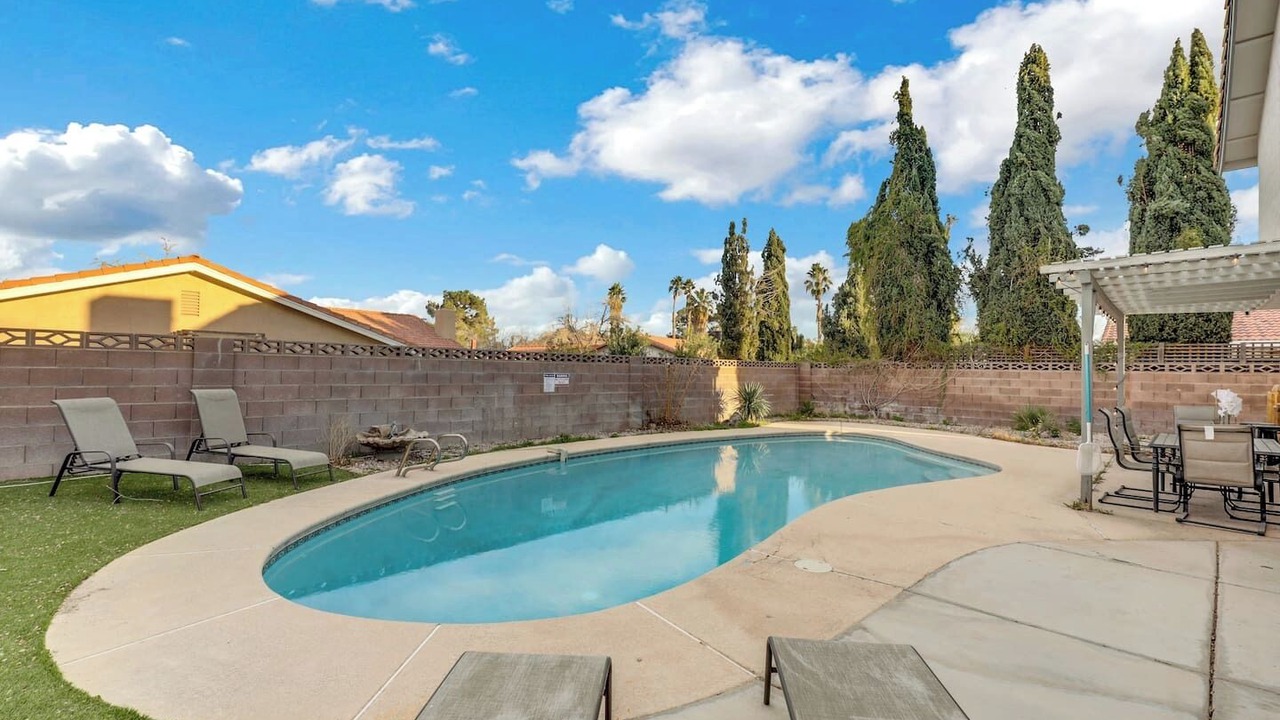 Photo of Outdoor in Spring Valley