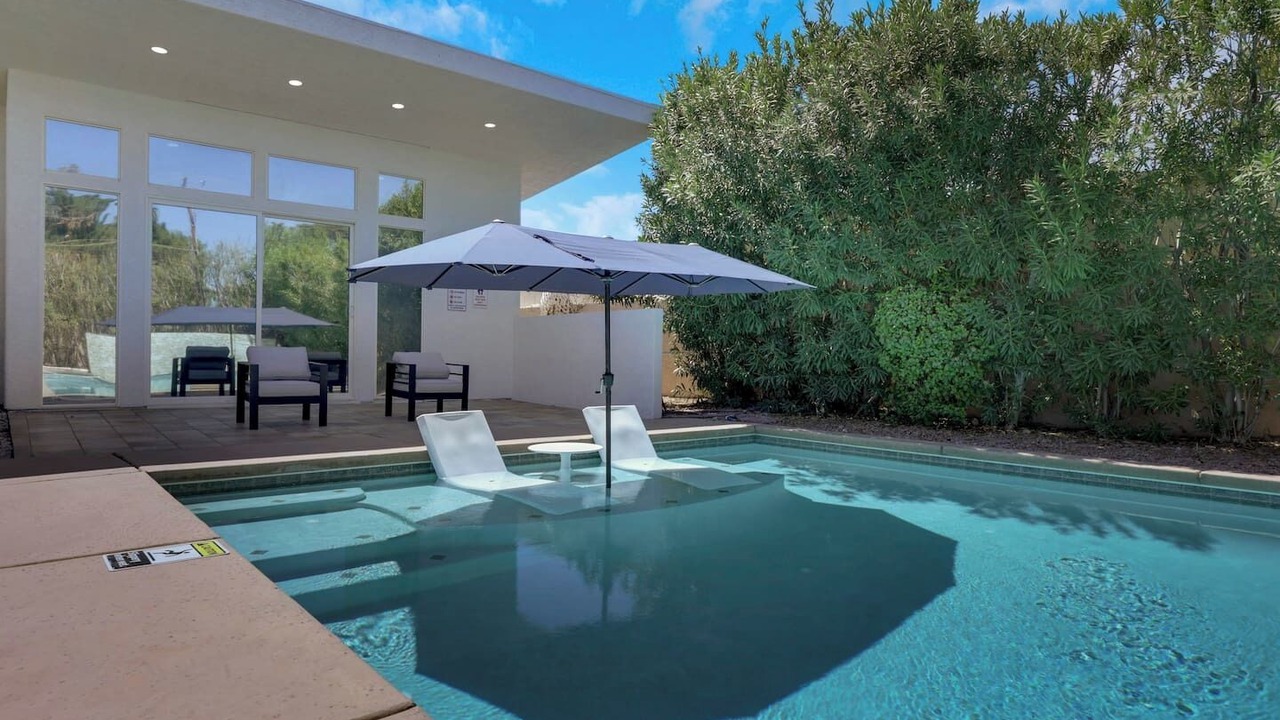 Photo of Outdoor in Spring Valley