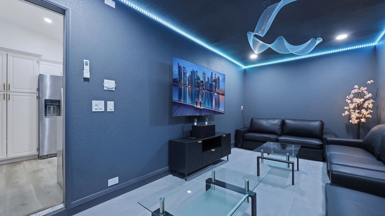 Photo of Livingroom in Spring Valley