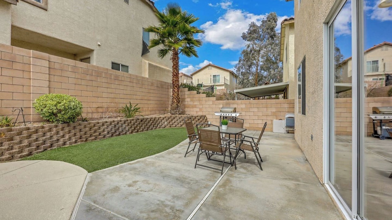Photo of Outdoor in Spring Valley