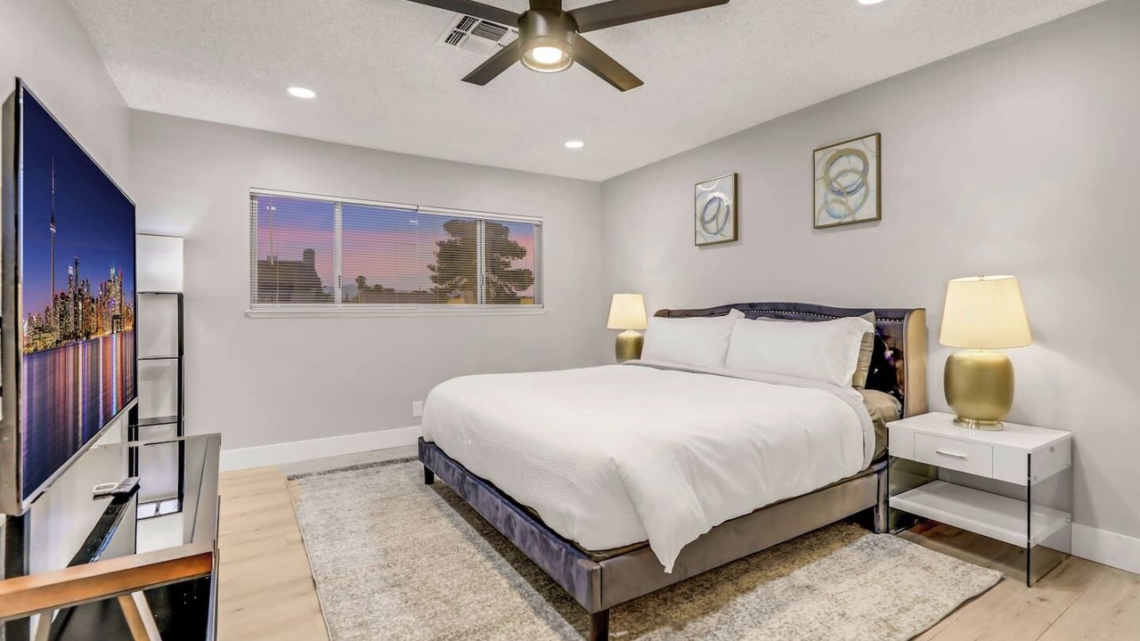 Photo of Bedroom in Chinatown