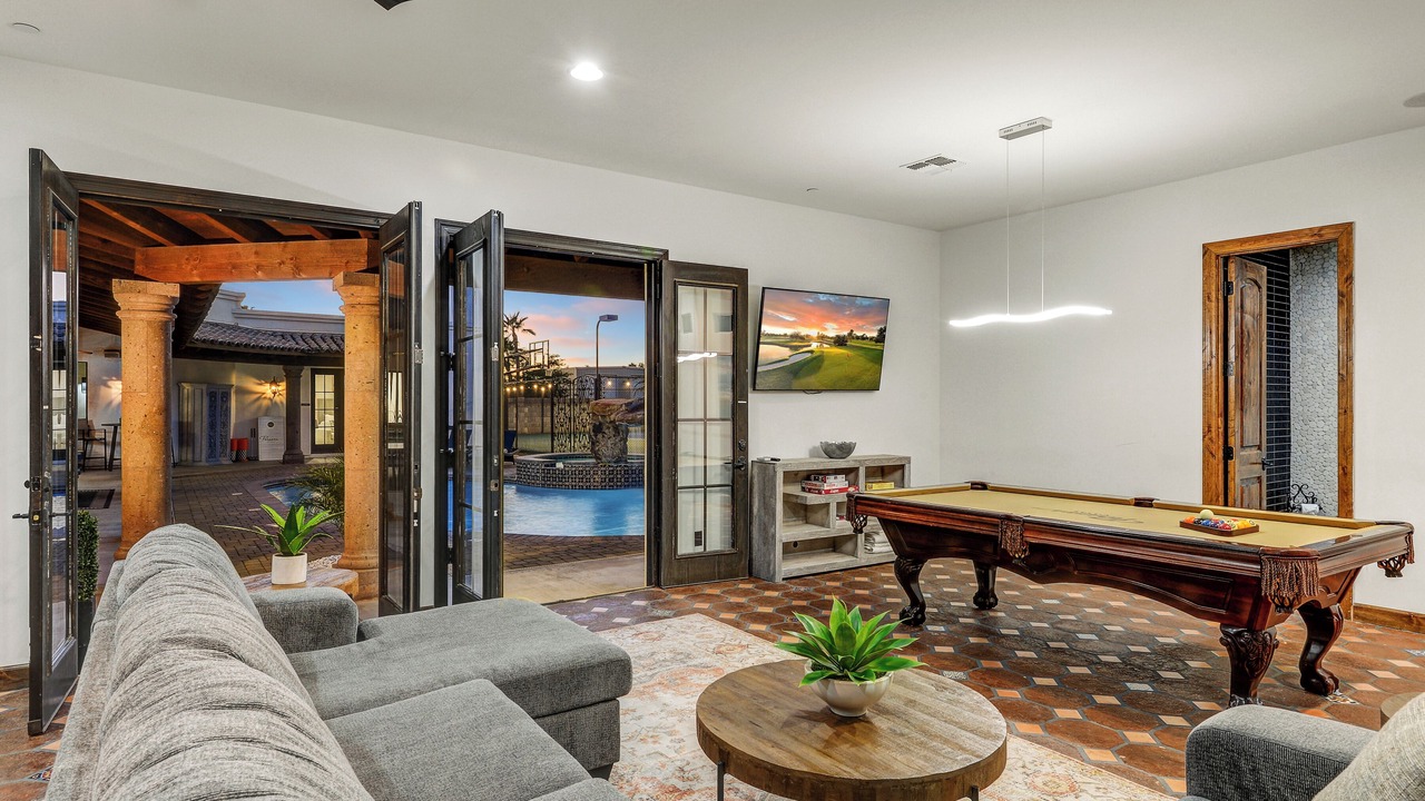 Photo of Livingroom in Casa Rica