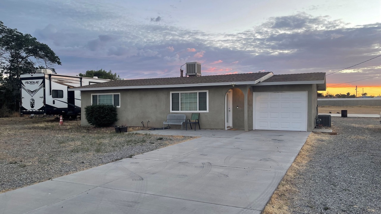 Photo of Outdoor in Hesperia