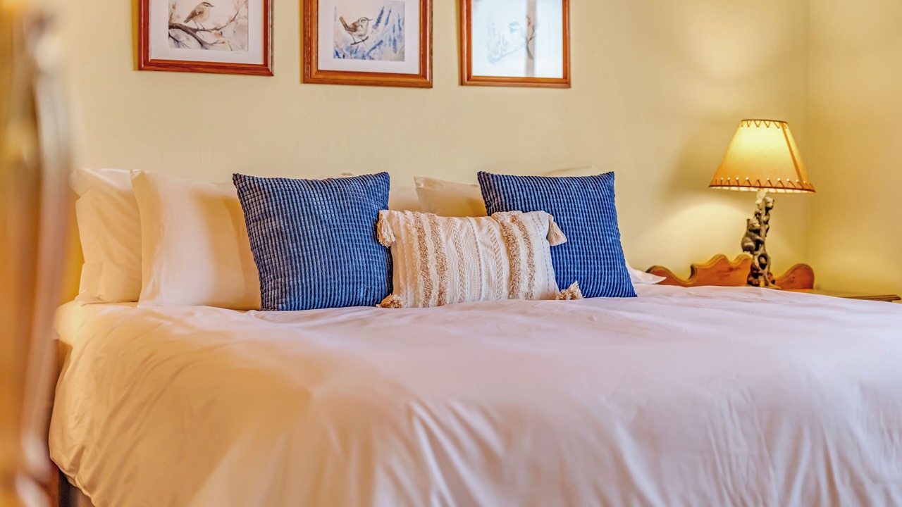 Photo of Bedroom in Mount Lemmon
