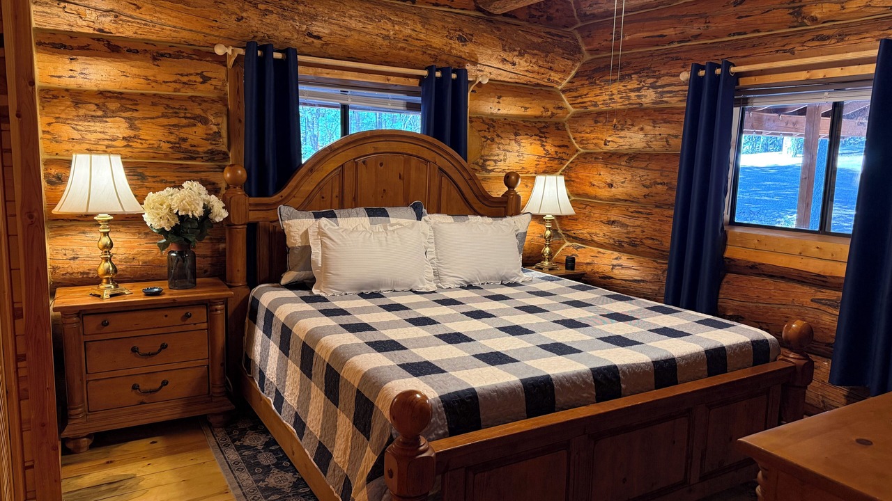 Photo of Bedroom in Alpine
