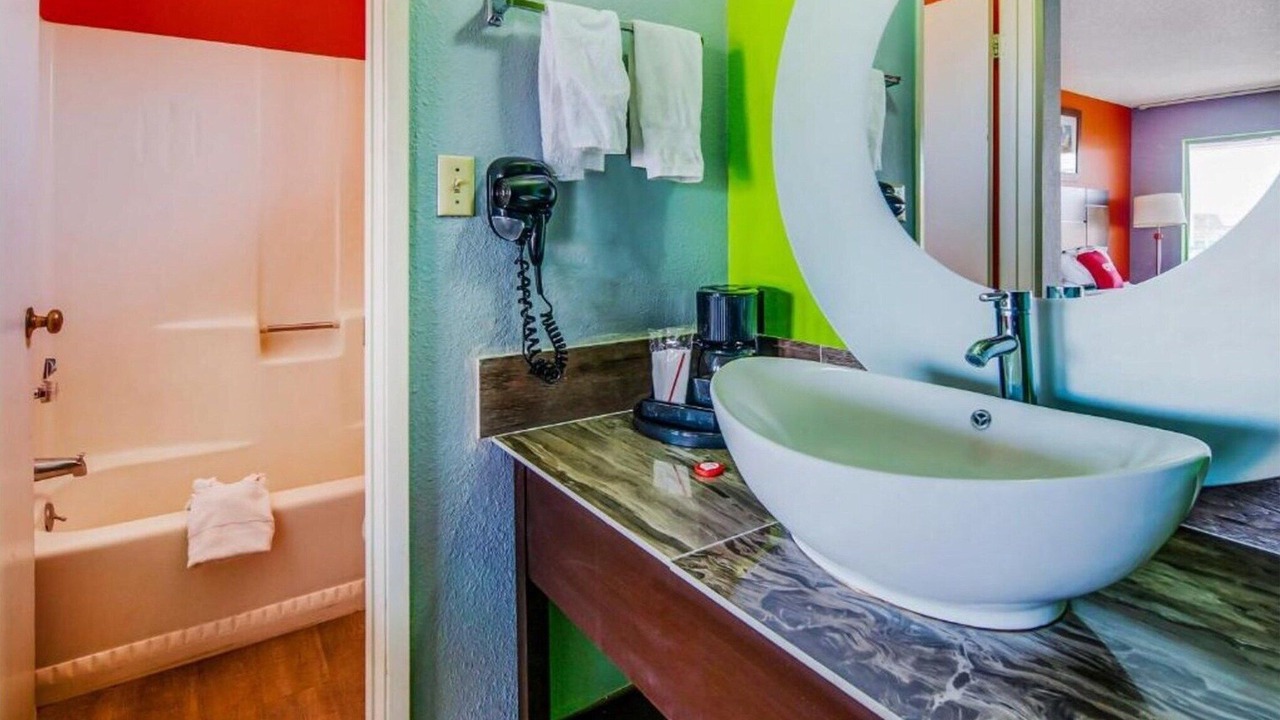 Photo of Bathroom in Ridgecrest