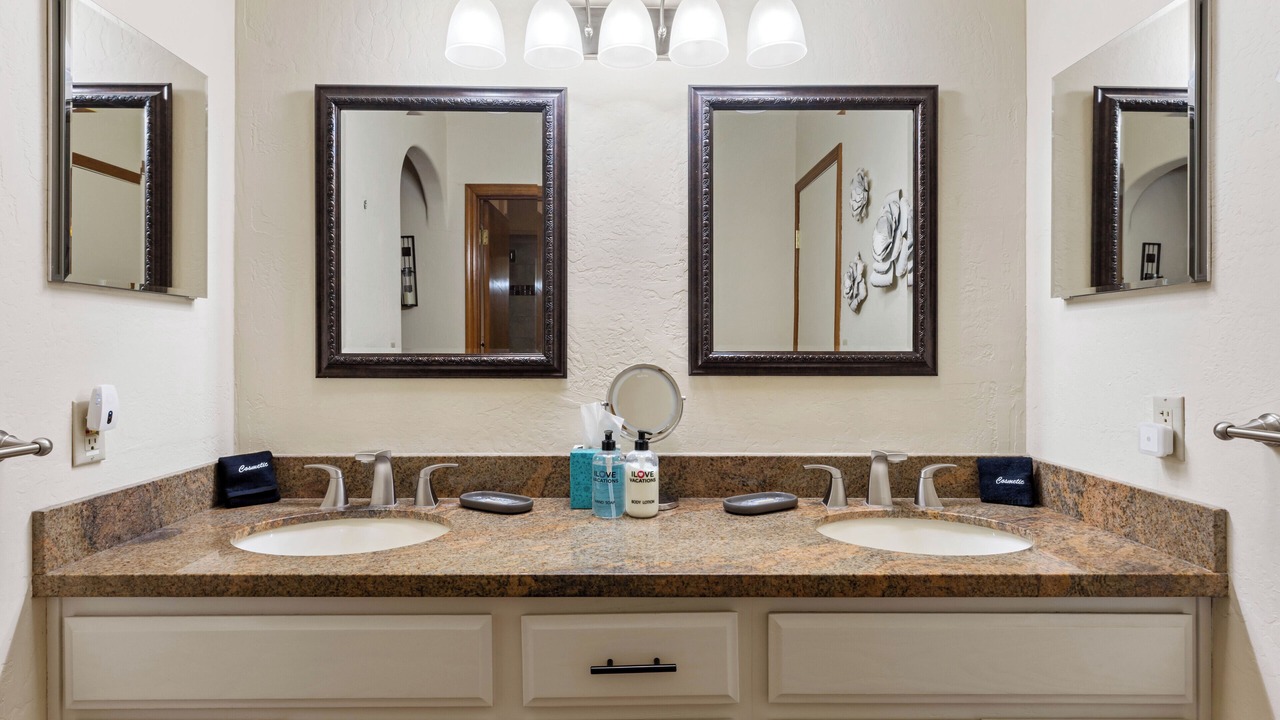 Photo of Bathroom in Paradise Valley Village