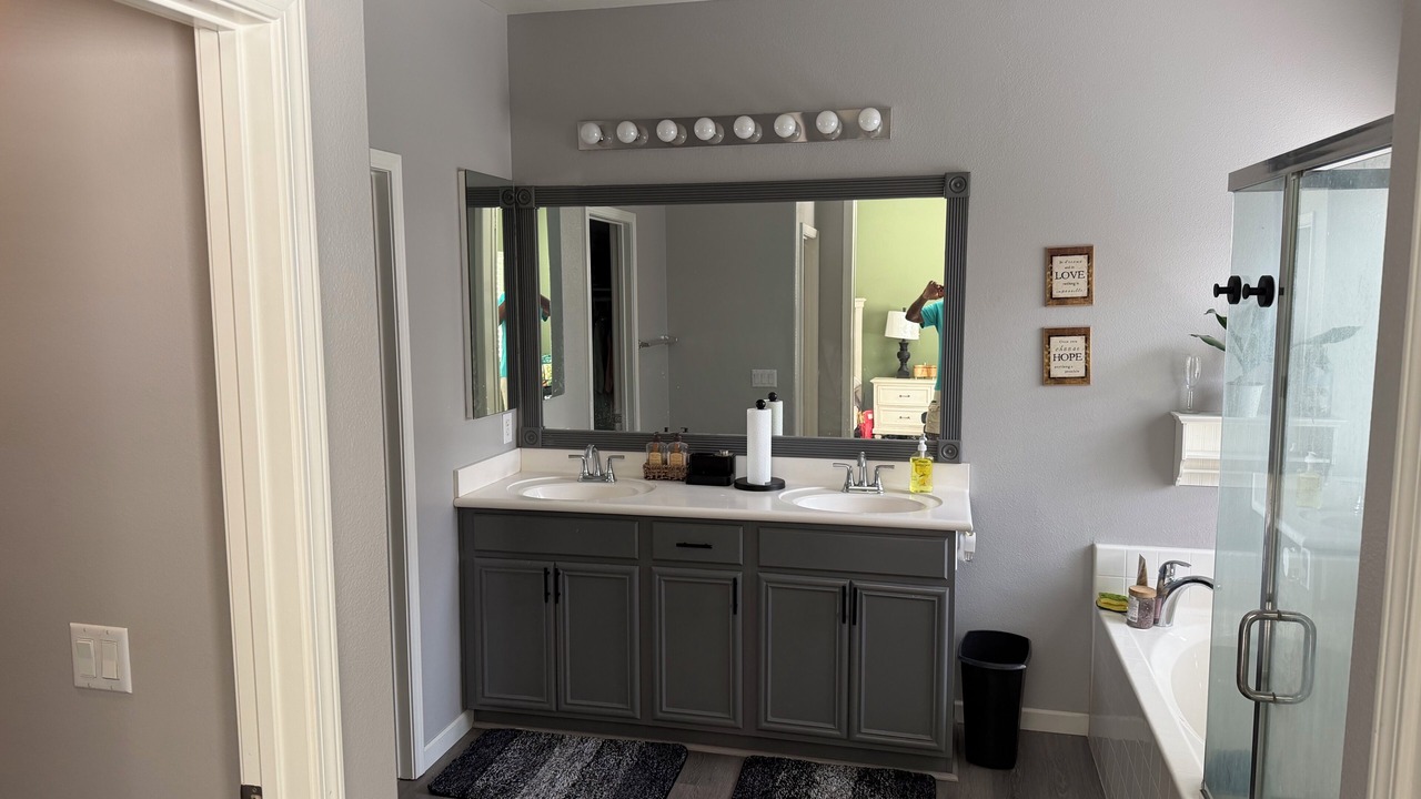 Photo of Bathroom in Beaumont