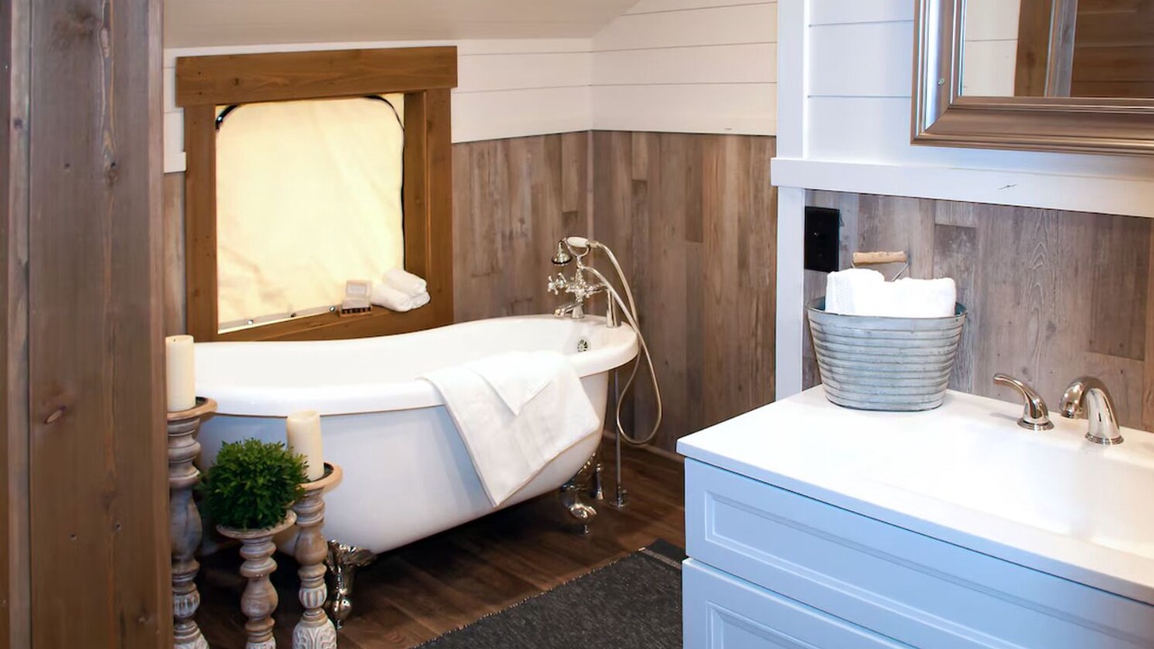 Photo of Bathroom in Camp Verde