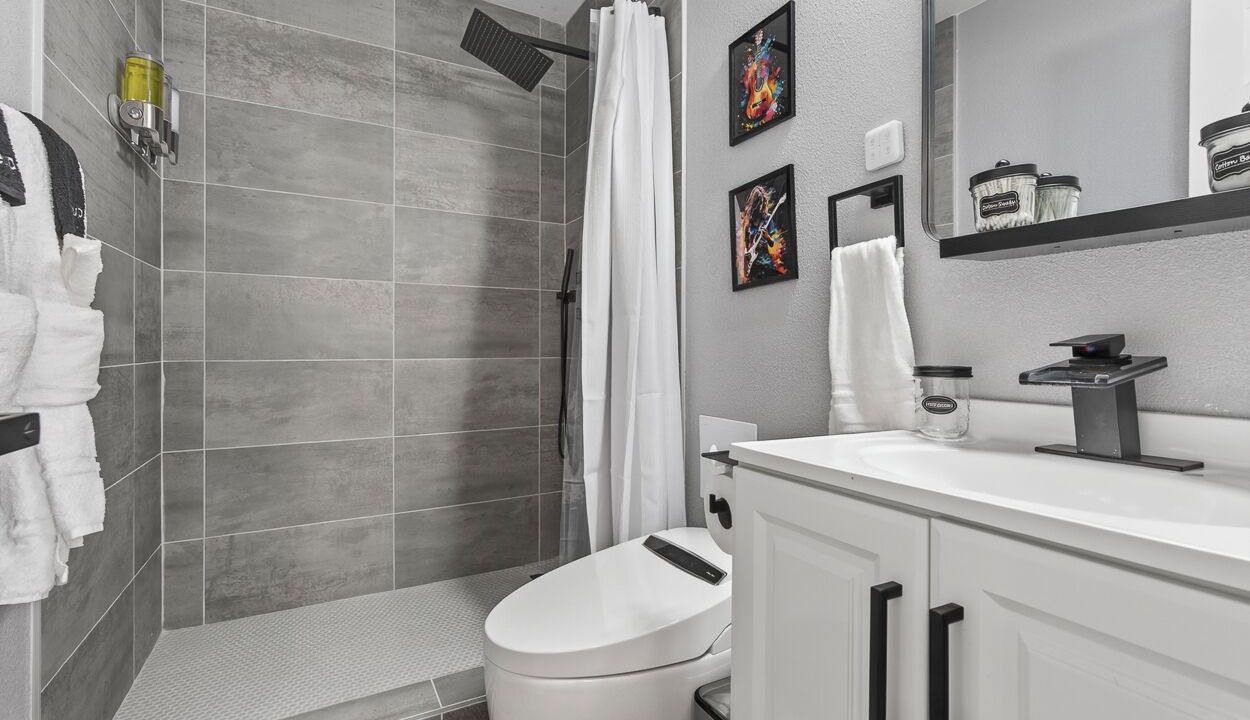 Photo of Bathroom in North Las Vegas