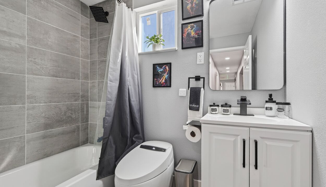Photo of Bathroom in North Las Vegas