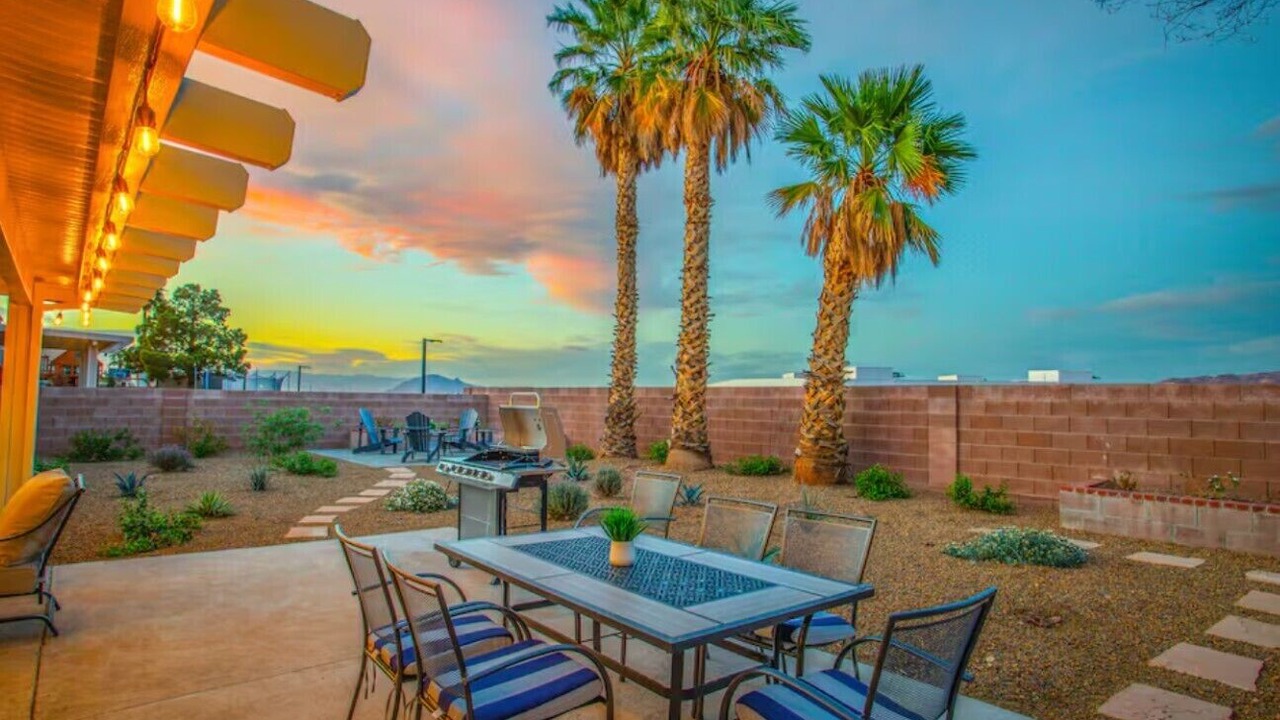 Photo of Outdoor in Highland Hills