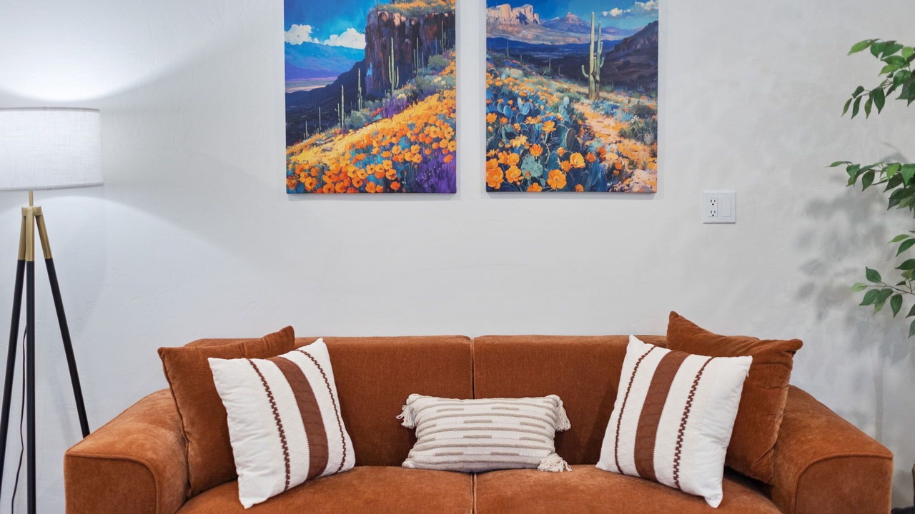 Photo of Livingroom in Sam Hughes