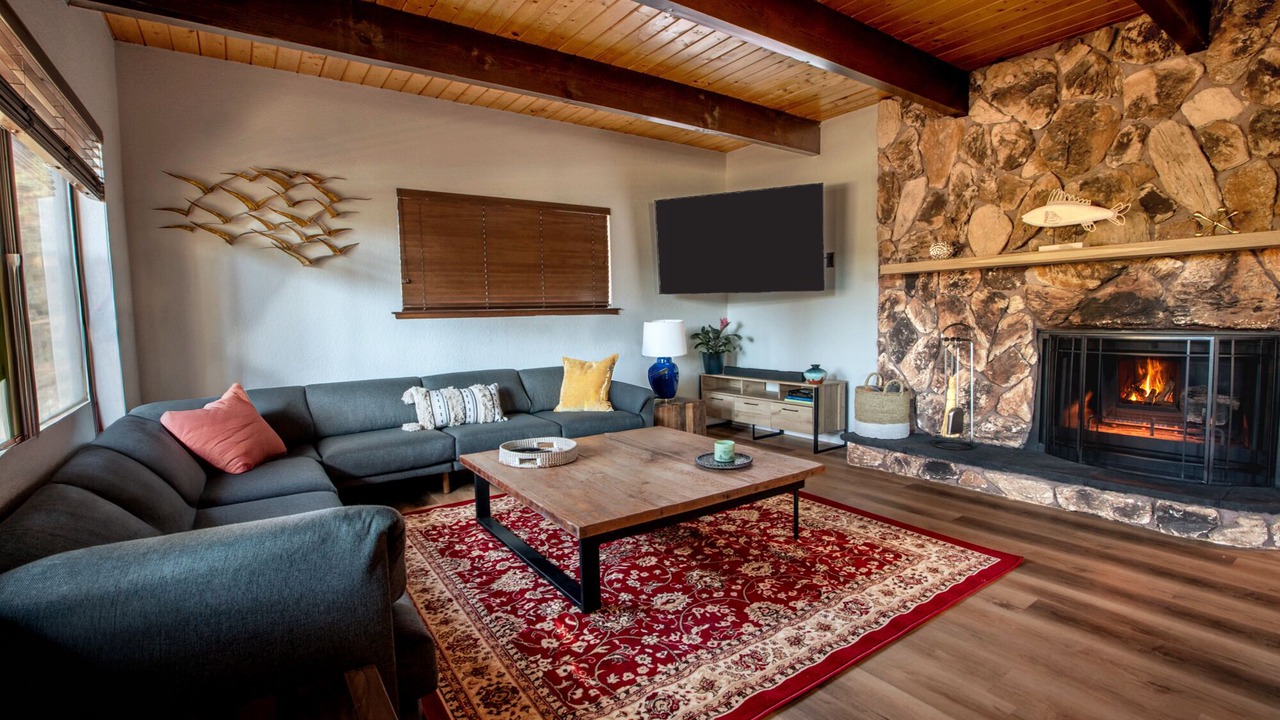 Photo of Livingroom in Whispering Forest