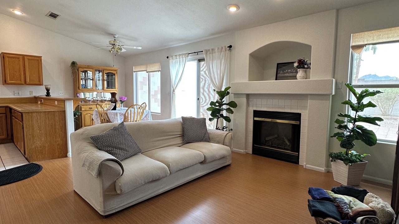 Photo of Livingroom in Foothills