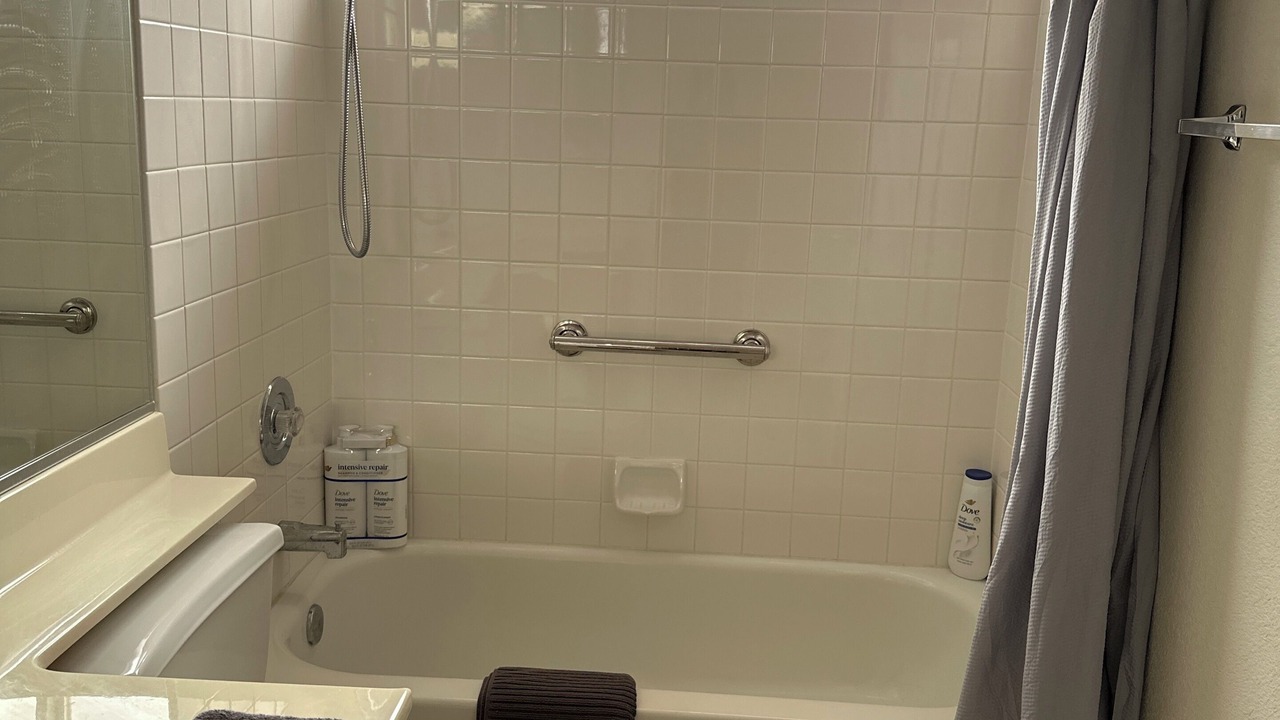 Photo of Bathroom in Foothills