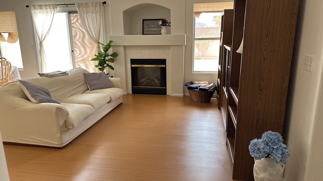 Photo of Livingroom in Foothills