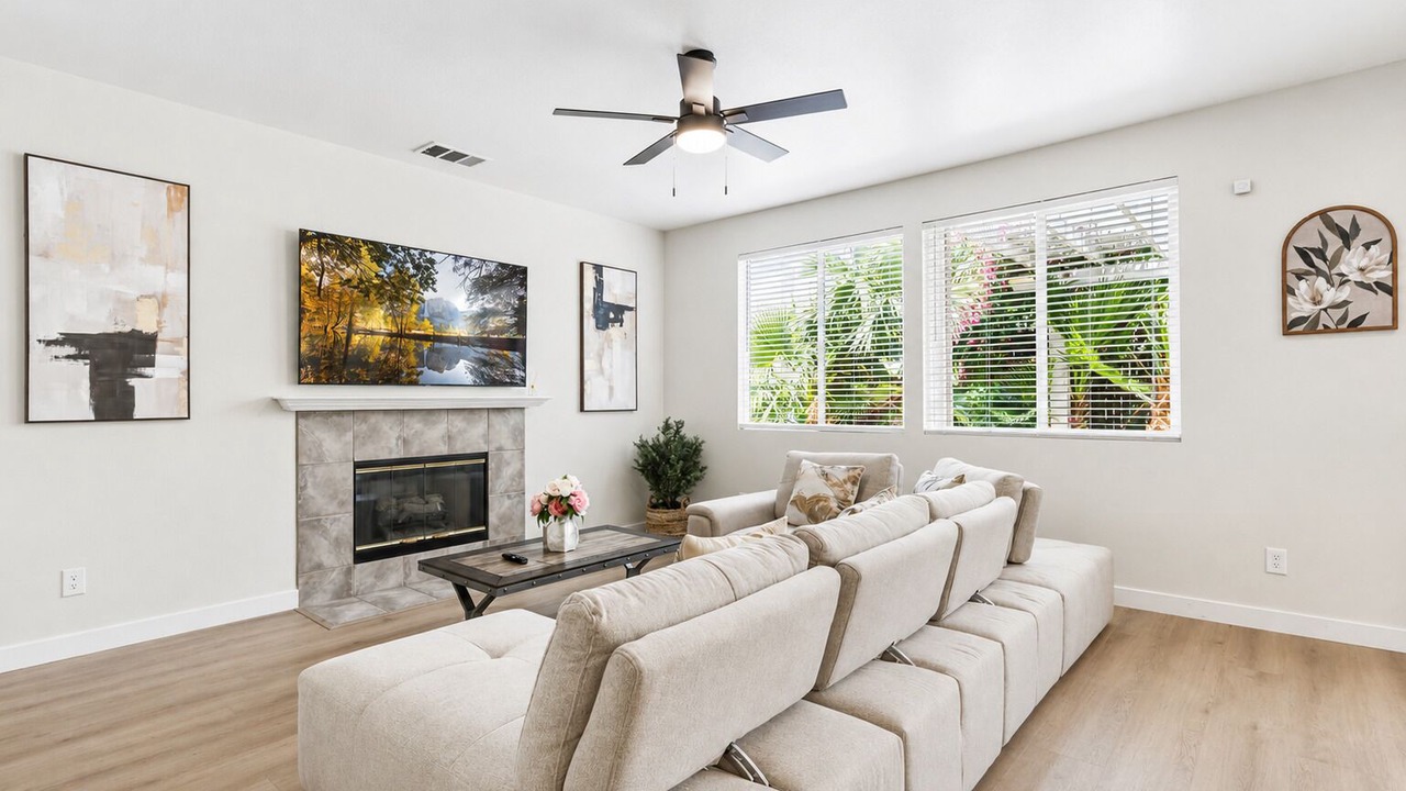 Photo of Livingroom in Eastvale