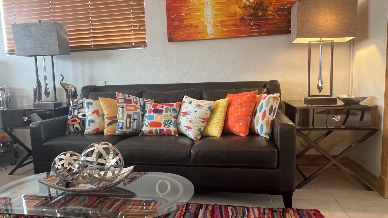 Photo of Livingroom in Northwest Area