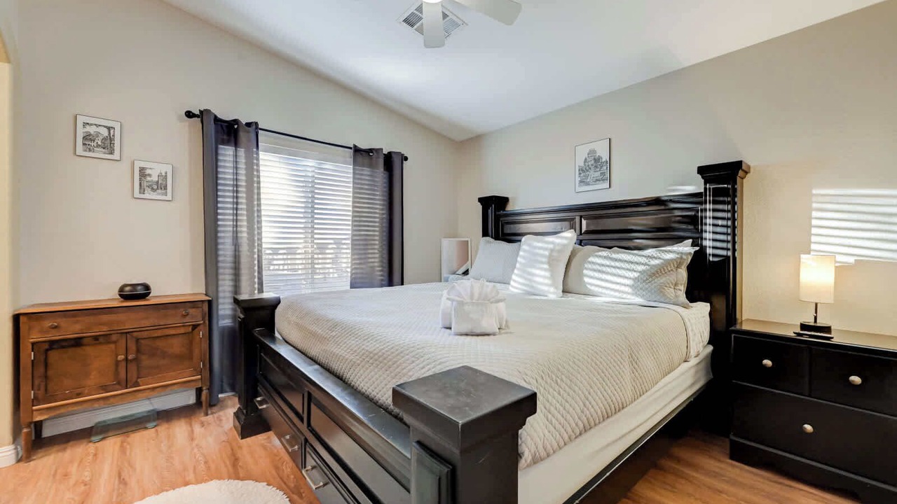 Photo of Bedroom in River Mountain