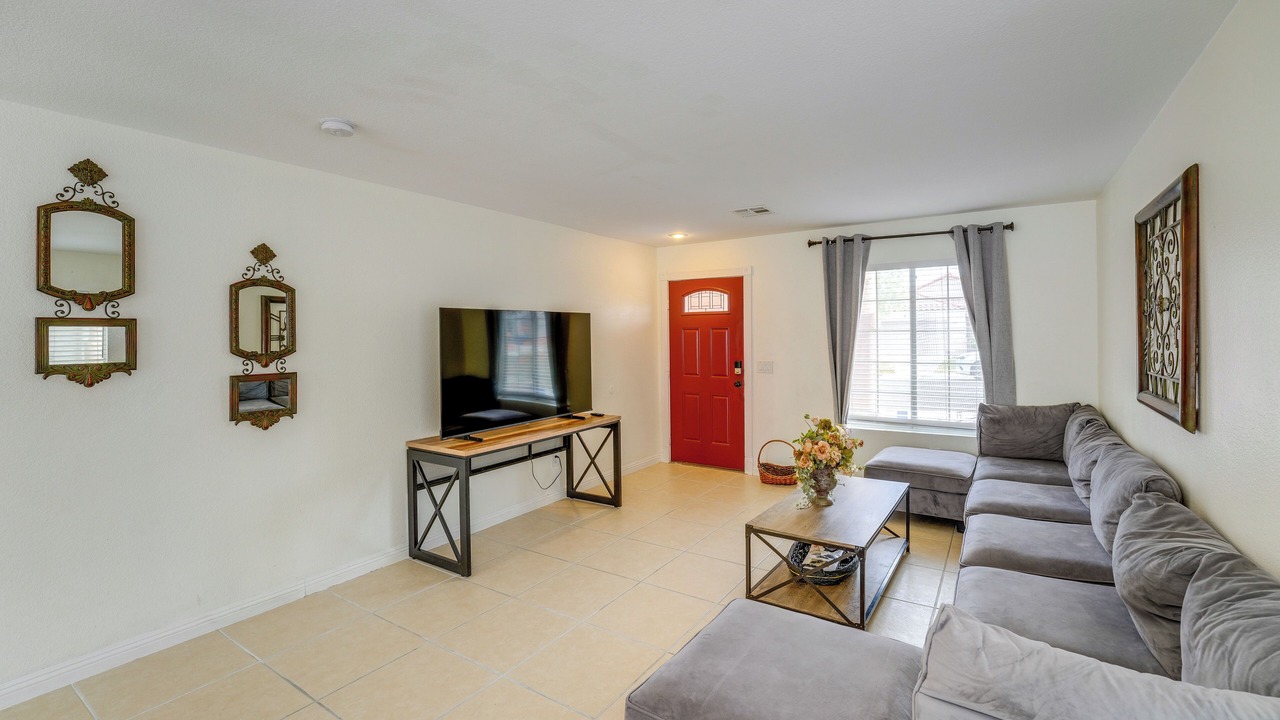 Photo of Bedroom in Centennial Hills