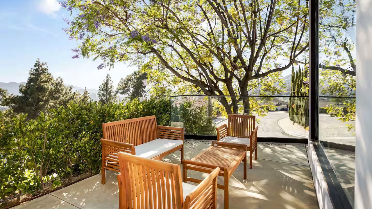 Photo of Patio Balcony in Woodbury