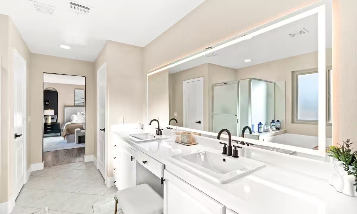 Photo of Bathroom in MacDonald Highlands