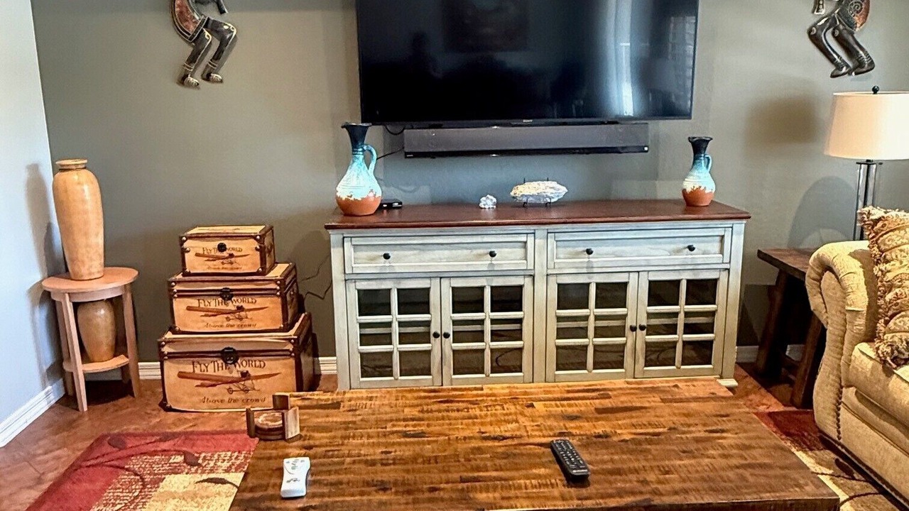 Photo of Livingroom in Anthem at Merrill Ranch
