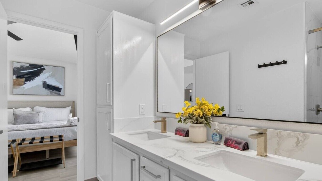 Photo of Bathroom in North Las Vegas