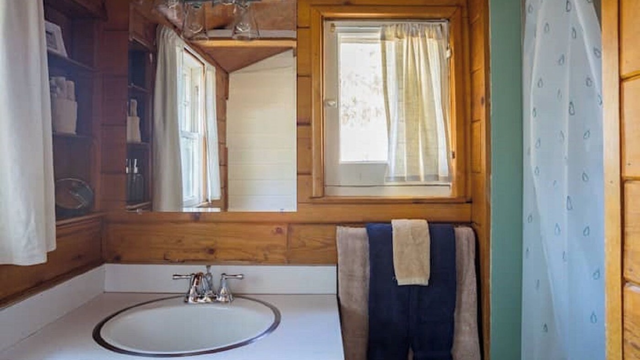 Photo of Bathroom in Lake Isabella