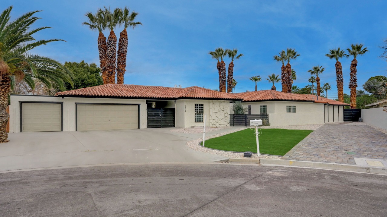 Photo of Outdoor in McNeil Estates