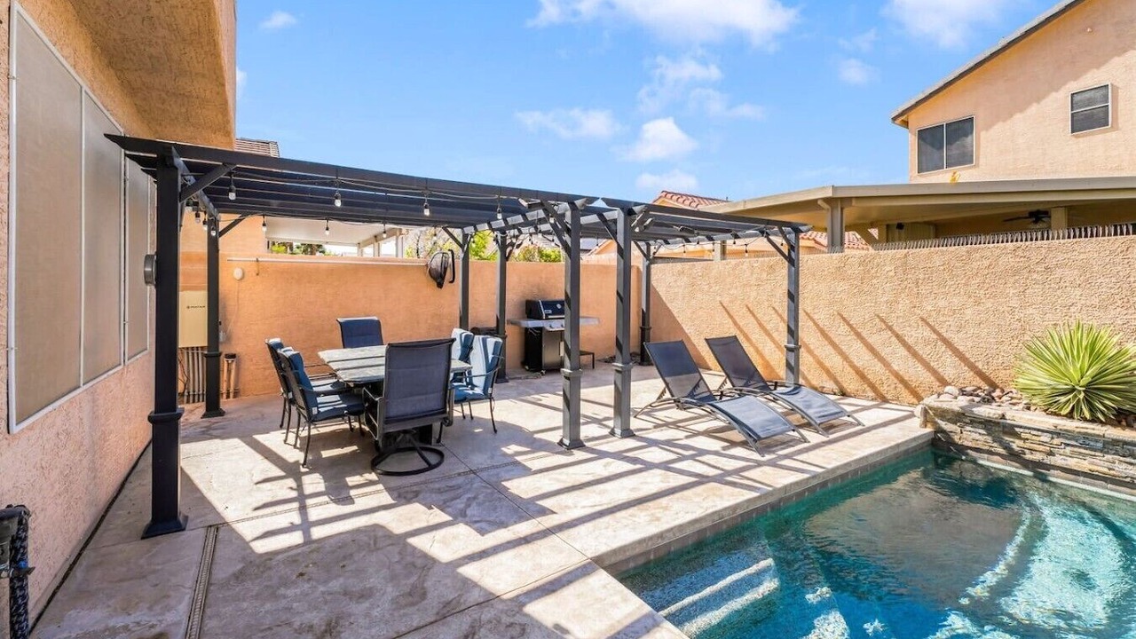 Photo of Outdoor in Spring Valley