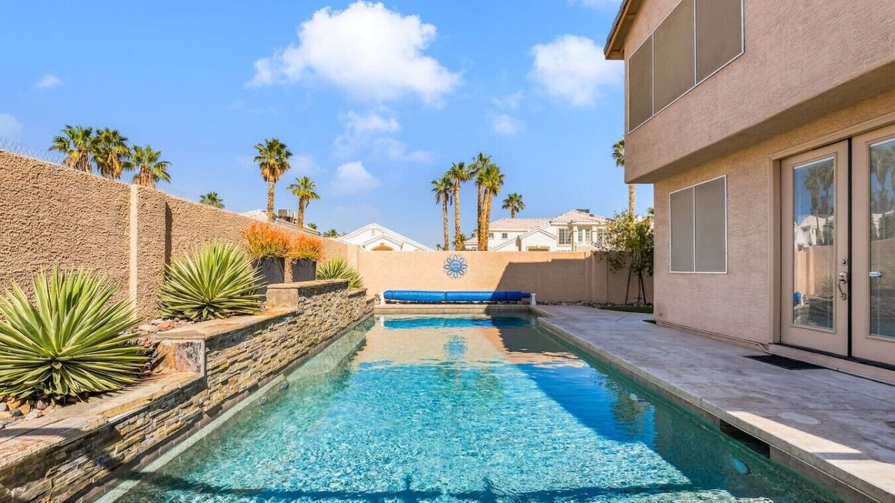 Photo of Outdoor in Spring Valley