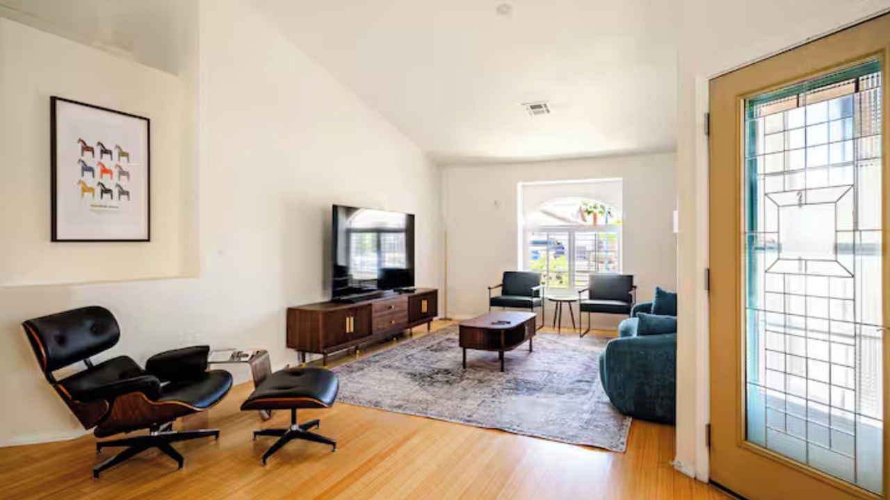 Photo of Livingroom in Centennial Hills