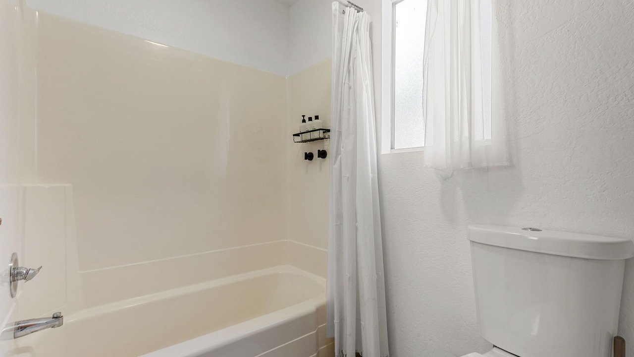 Photo of Bathroom in Arrowhead Villas