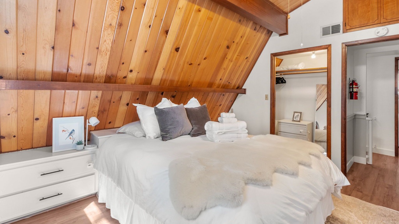 Photo of Bedroom in Arrowhead Villas