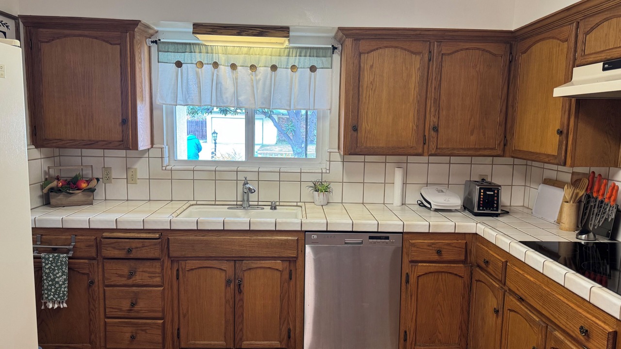 Photo of Kitchen in Raisin