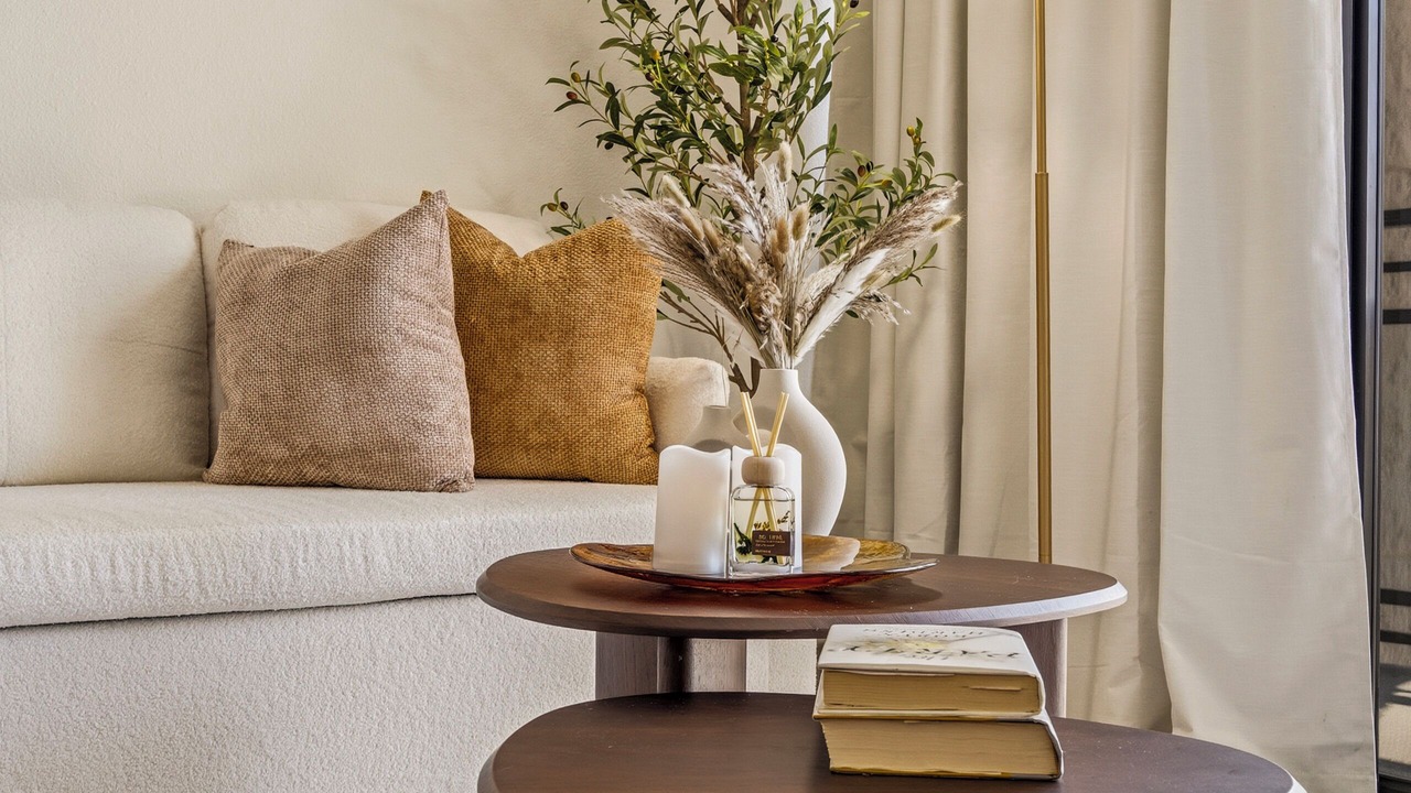 Photo of Livingroom in Cortez Hill
