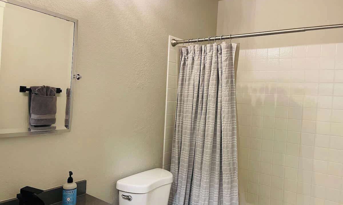 Photo of Bathroom in Green Valley