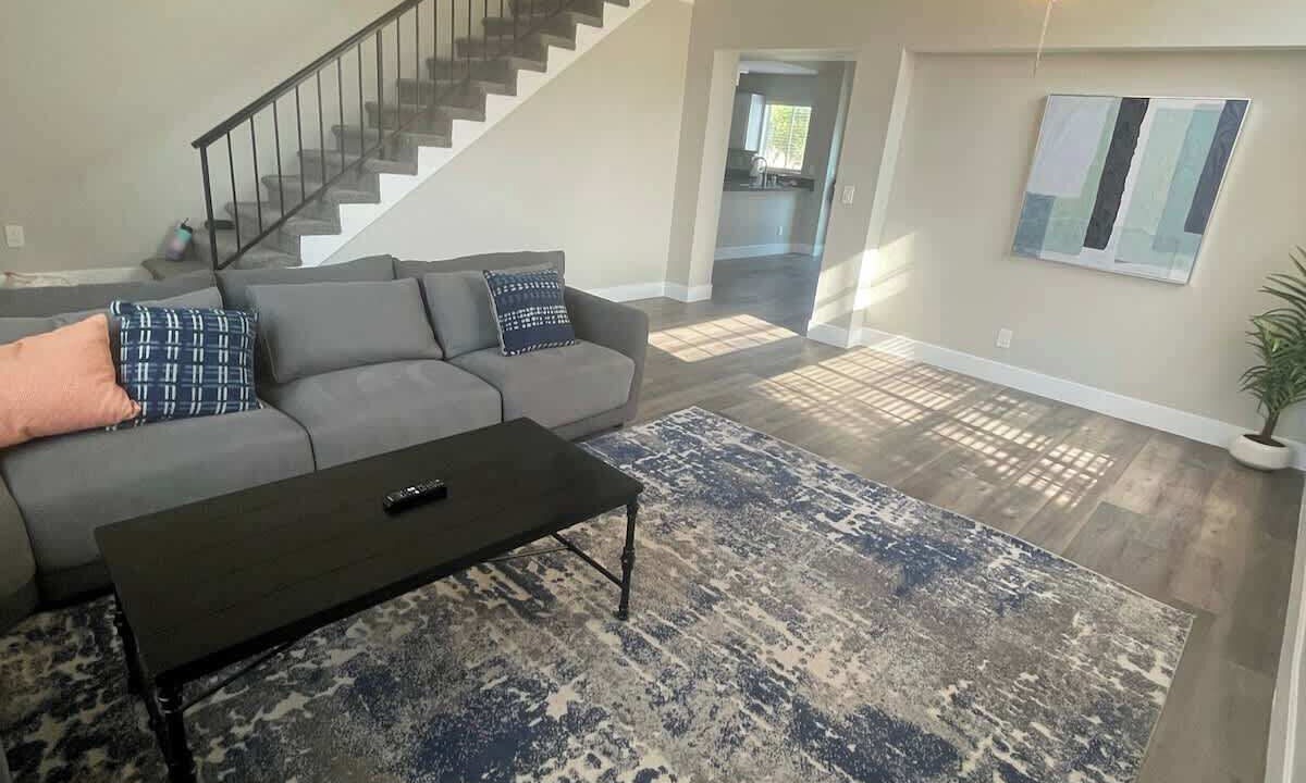 Photo of Livingroom in Green Valley